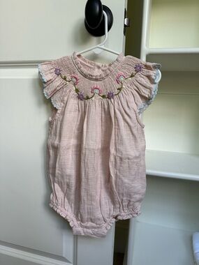 NWOT Louise Misha Blush Pink Smocked Baby Romper with Floral Embroidery